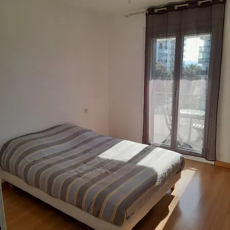 Bel 15 Min De La * Перпиньан